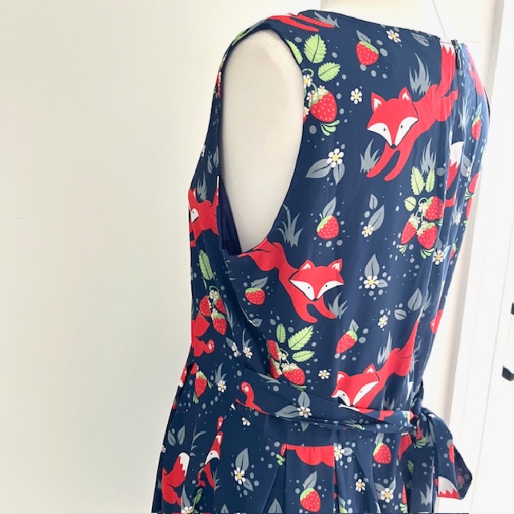 Paper Plane London Navy Fox & Strawberry Pattern Dress Size L/XL - Picture 5 of 8